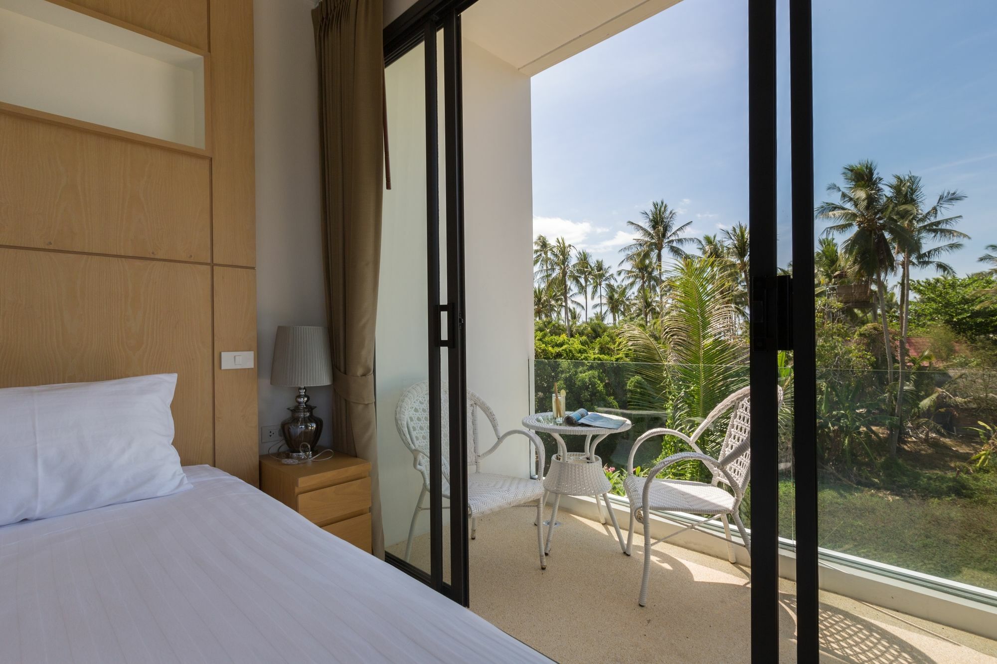 Ban Tai Estate Villas หาดแม่น้ำ ภายนอก รูปภาพ