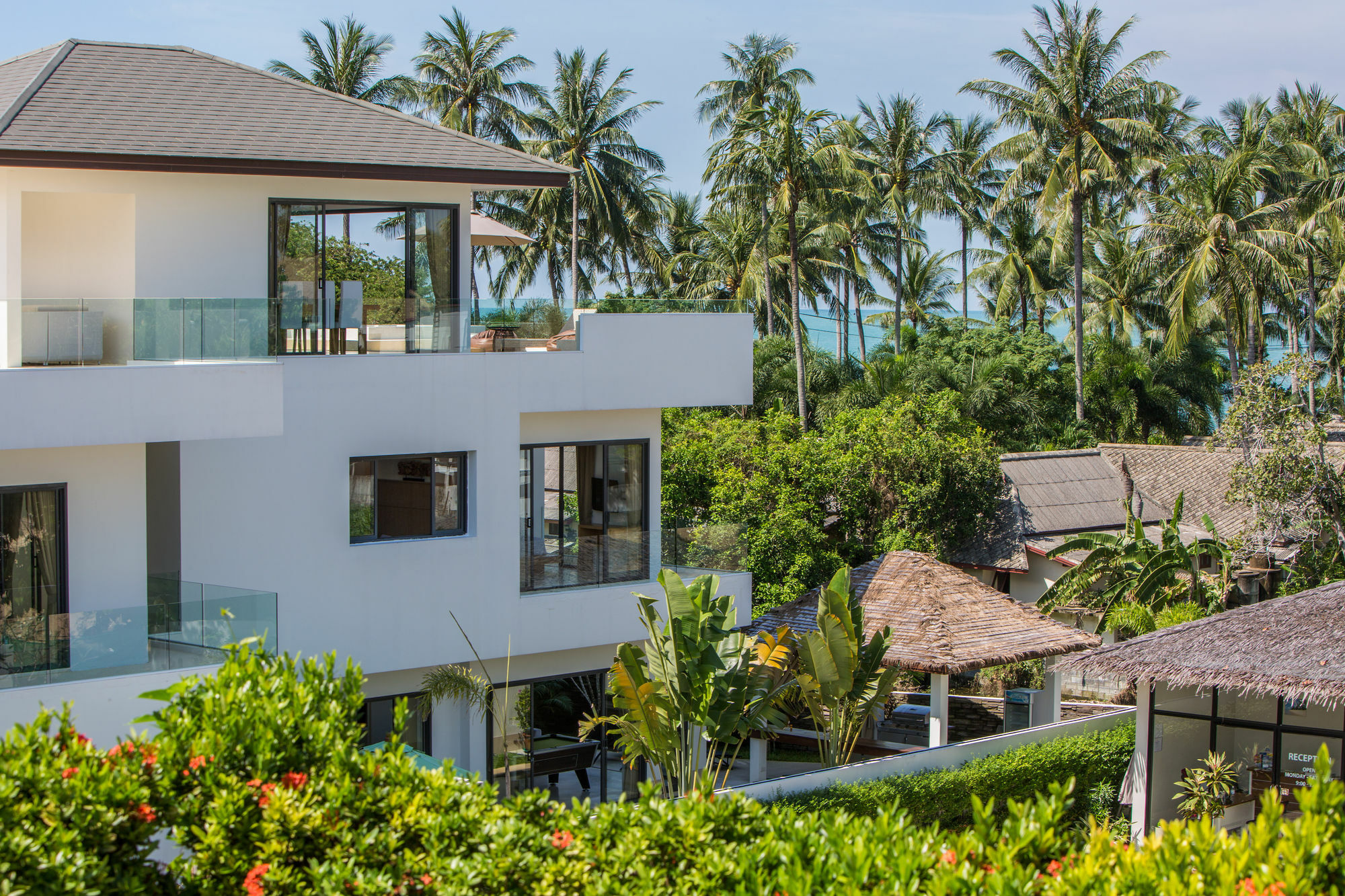Ban Tai Estate Villas หาดแม่น้ำ ภายนอก รูปภาพ